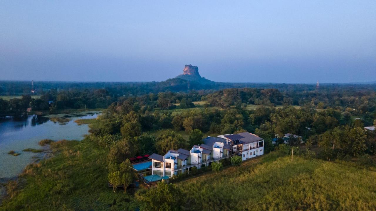Sigiriya Wewa Addara Hotel - Hotel By The Lake Eksteriør bilde