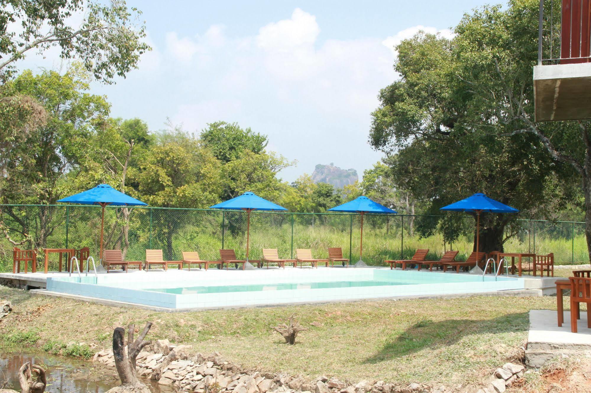 Sigiriya Wewa Addara Hotel - Hotel By The Lake Eksteriør bilde
